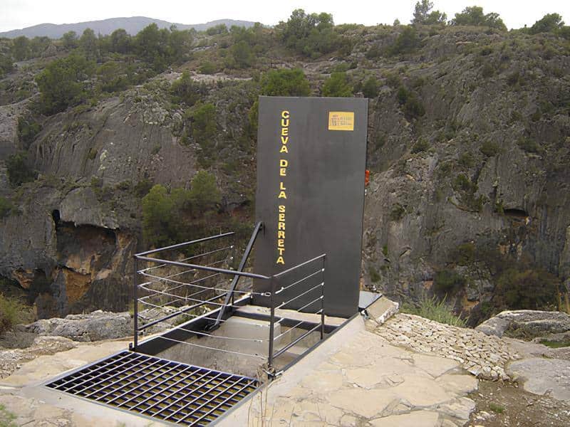 cueva sima de la serreta 1