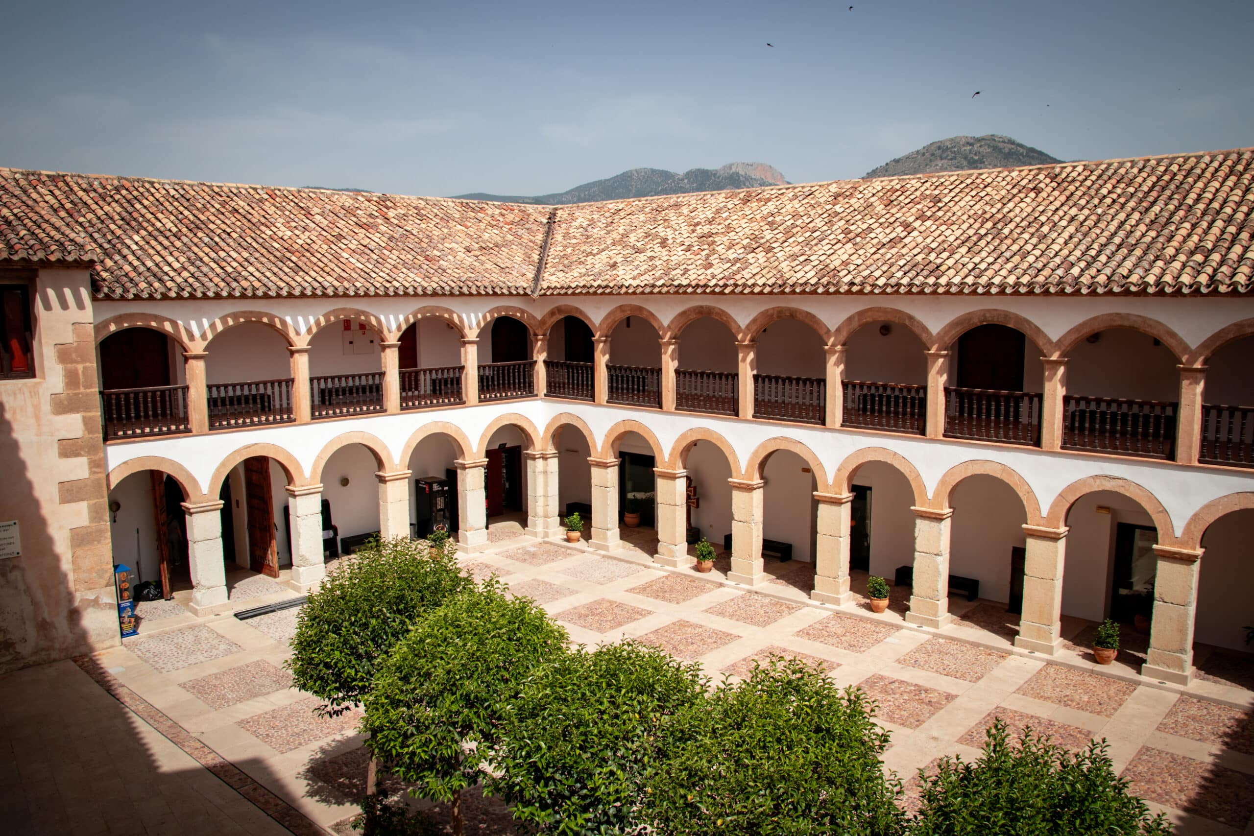 至圣真十字架皇家圣殿 - Imagen 3