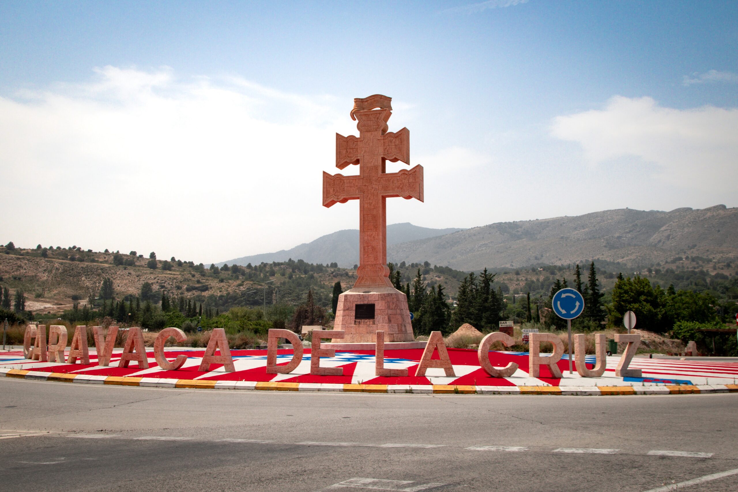 Rotonda de bienvenida a Caravaca de la Cruz