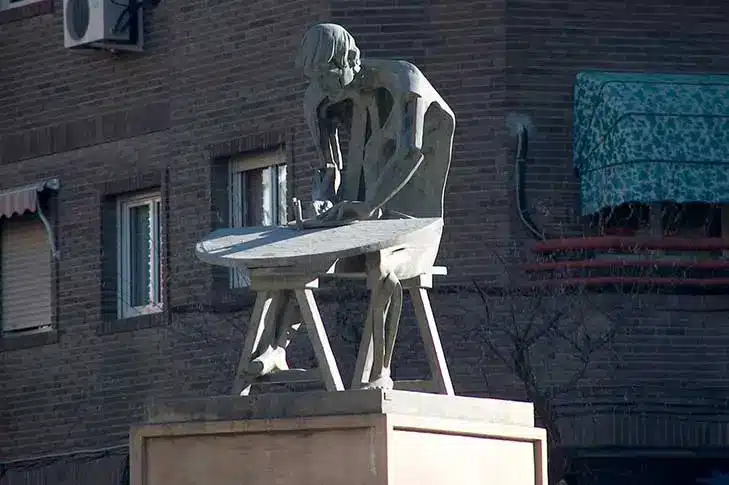 Sculpture de l&rsquo;espadrillier - Imagen 1