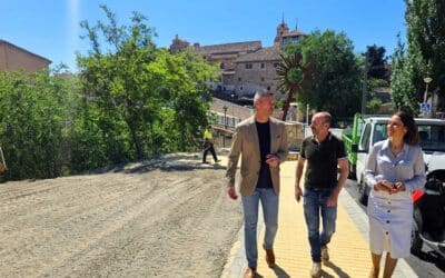 El Ayuntamiento de Caravaca mejora el Paseo de Santa Clara con nuevo acerado y la reorganización de la zona de aparcamientos